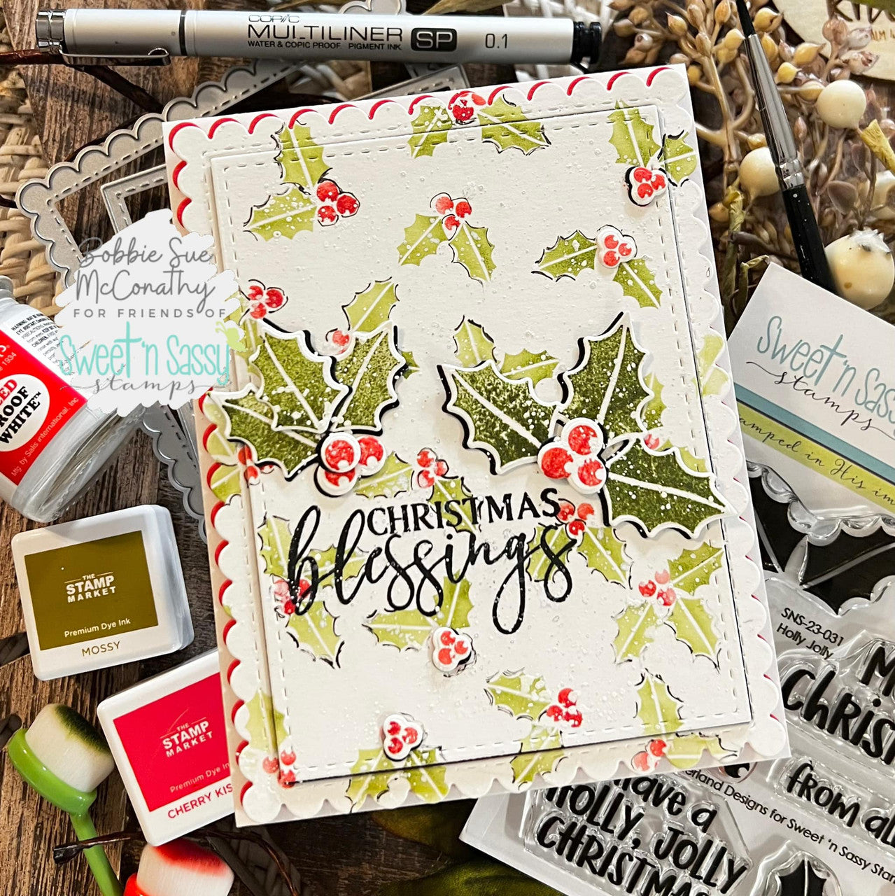 Holly Layering Stencil Set